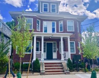 10 Dover, Cambridge, Massachusetts, 2 Bedrooms Bedrooms, 3 Rooms Rooms,2 BathroomsBathrooms,Residential Lease,For Rent,Dover,73512186