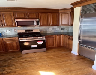5 Munroe St, Newburyport, Massachusetts, 2 Bedrooms Bedrooms, 6 Rooms Rooms,2.5 BathroomsBathrooms,Residential Lease,For Rent,Munroe St,73512191