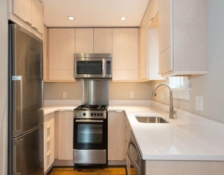 23 Grant, Cambridge, Massachusetts, 1 Bedroom Bedrooms, 2 Rooms Rooms,1.5 BathroomsBathrooms,Residential Lease,For Rent,Grant,73512205