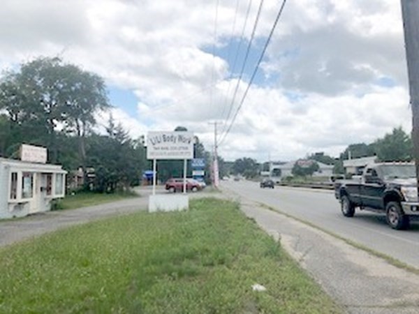 1032-1040 Central St, Leominster, Massachusetts, ,Commercial Lease,For Rent,Central St,73512231