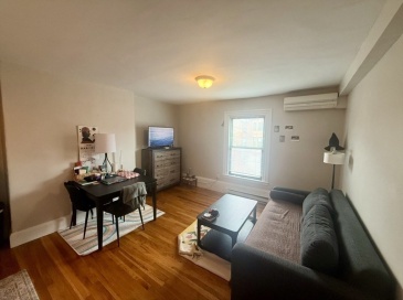 221 Newbury St., Boston, Massachusetts, 1 Bedroom Bedrooms, 2 Rooms Rooms,1 BathroomBathrooms,Residential Lease,For Rent,Newbury St.,73512431 221 Newbury St., Boston, Massachusetts, 1 Bedroom Bedrooms, 2 Rooms Rooms,1 BathroomBathrooms,Residential Lease,For Rent,Newbury St.,73512431