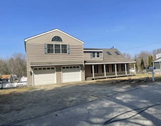 10 Linwood St, Oxford, Massachusetts, 3 Bedrooms Bedrooms, 6 Rooms Rooms,3 BathroomsBathrooms,Residential,For Sale,Linwood St,73499996