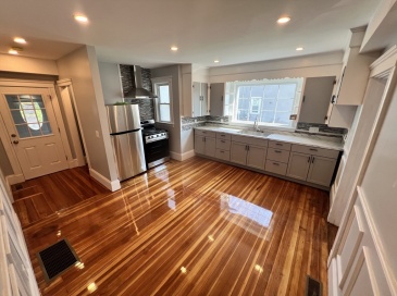 28 Albertina, Quincy, Massachusetts, 1 Bedroom Bedrooms, 3 Rooms Rooms,1 BathroomBathrooms,Residential Lease,For Rent,Albertina,73512650 28 Albertina, Quincy, Massachusetts, 1 Bedroom Bedrooms, 3 Rooms Rooms,1 BathroomBathrooms,Residential Lease,For Rent,Albertina,73512650