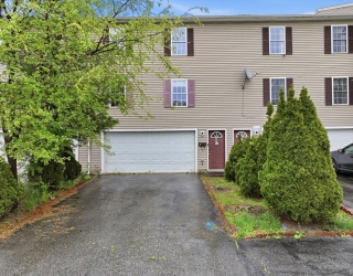 17 Bigelow St, Worcester, Massachusetts, 3 Bedrooms Bedrooms, 5 Rooms Rooms,1.5 BathroomsBathrooms,Residential,For Sale,Bigelow St,73512674