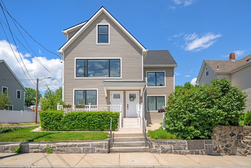 49 Waltham Street, Watertown, Massachusetts, 3 Bedrooms Bedrooms, 7 Rooms Rooms,3.5 BathroomsBathrooms,Residential,For Sale,Waltham Street,73512694