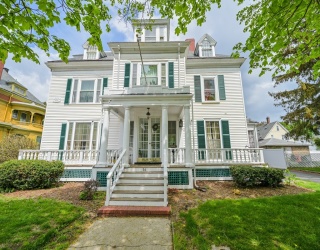 54 Nahant St, Lynn, Massachusetts, 11 Bedrooms Bedrooms, 18 Rooms Rooms,5.5 BathroomsBathrooms,Residential,For Sale,Nahant St,73512529