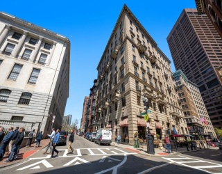 21 Beacon St, Boston, Massachusetts, 1 Bedroom Bedrooms, 3 Rooms Rooms,1 BathroomBathrooms,Residential,For Sale,Beacon St,73512294