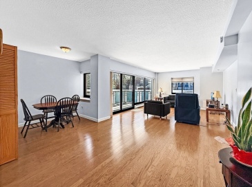 300 Lynn Shore Dr, Lynn, Massachusetts, 1 Bedroom Bedrooms, 3 Rooms Rooms,1 BathroomBathrooms,Residential,For Sale,Lynn Shore Dr,73512407