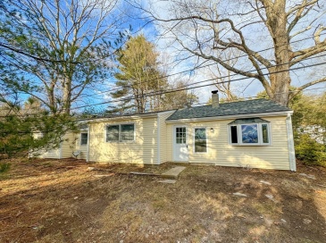 16 School House Cross Rd, Brookfield, Massachusetts, 2 Bedrooms Bedrooms, 4 Rooms Rooms,1 BathroomBathrooms,Residential,For Sale,School House Cross Rd,73512421