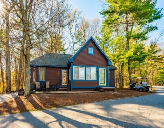 14 Whispering Pines Rd, Westford, Massachusetts, 2 Bedrooms Bedrooms, 3 Rooms Rooms,1 BathroomBathrooms,Residential,For Sale,Whispering Pines Rd,73512589