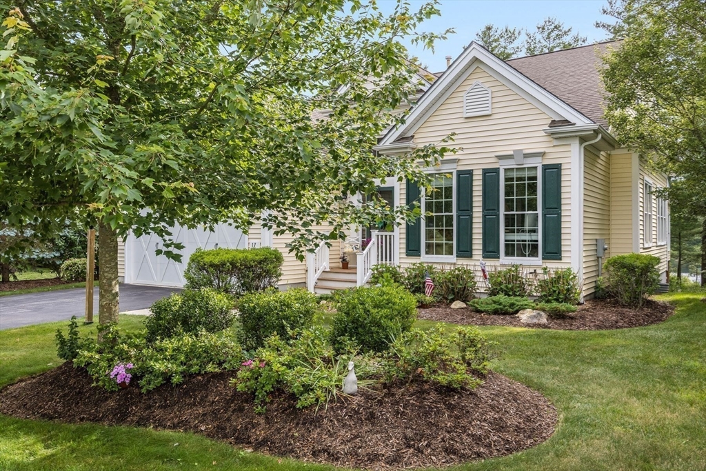 17 Maplewood, Plymouth, Massachusetts, 3 Bedrooms Bedrooms, 9 Rooms Rooms,2.5 BathroomsBathrooms,Residential,For Sale,Maplewood,73512442