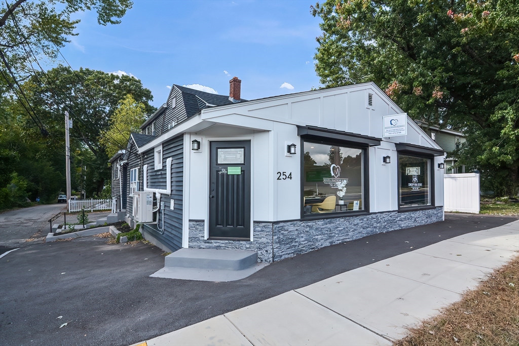 254 N Main Street, Natick, Massachusetts, ,Commercial Sale,For Sale,N Main Street,73512608