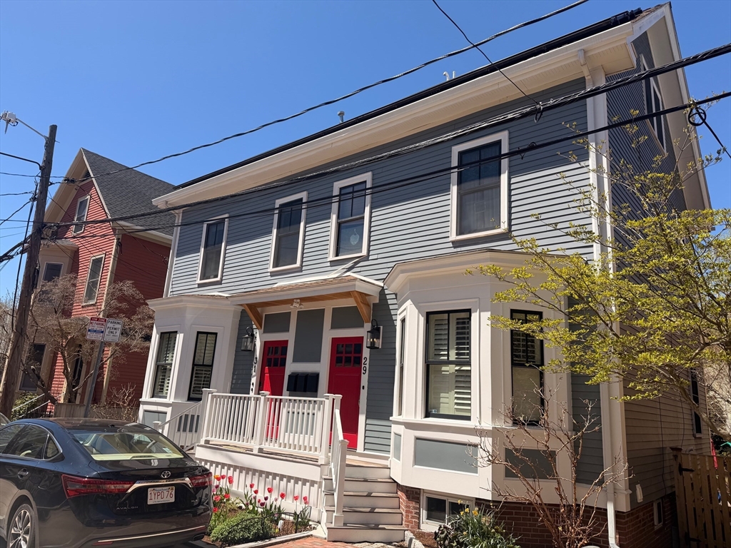 31 Fairmount Avenue, Cambridge, Massachusetts, 2 Bedrooms Bedrooms, 5 Rooms Rooms,1 BathroomBathrooms,Residential Lease,For Rent,Fairmount Avenue,73512779