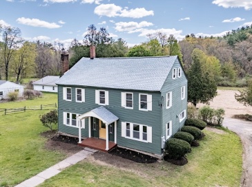 434 College Hwy, Southwick, Massachusetts, 5 Bedrooms Bedrooms, 10 Rooms Rooms,3 BathroomsBathrooms,Residential,For Sale,College Hwy,73512791