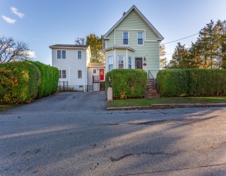 39 Veranda Ave, Fairhaven, Massachusetts, 4 Bedrooms Bedrooms, 6 Rooms Rooms,2.5 BathroomsBathrooms,Residential,For Sale,Veranda Ave,73512808
