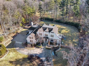 79 Walnut Rd, Weston, Massachusetts, 5 Bedrooms Bedrooms, 12 Rooms Rooms,6 BathroomsBathrooms,Residential,For Sale,Walnut Rd,73472464 79 Walnut Rd, Weston, Massachusetts, 5 Bedrooms Bedrooms, 12 Rooms Rooms,6 BathroomsBathrooms,Residential,For Sale,Walnut Rd,73472464