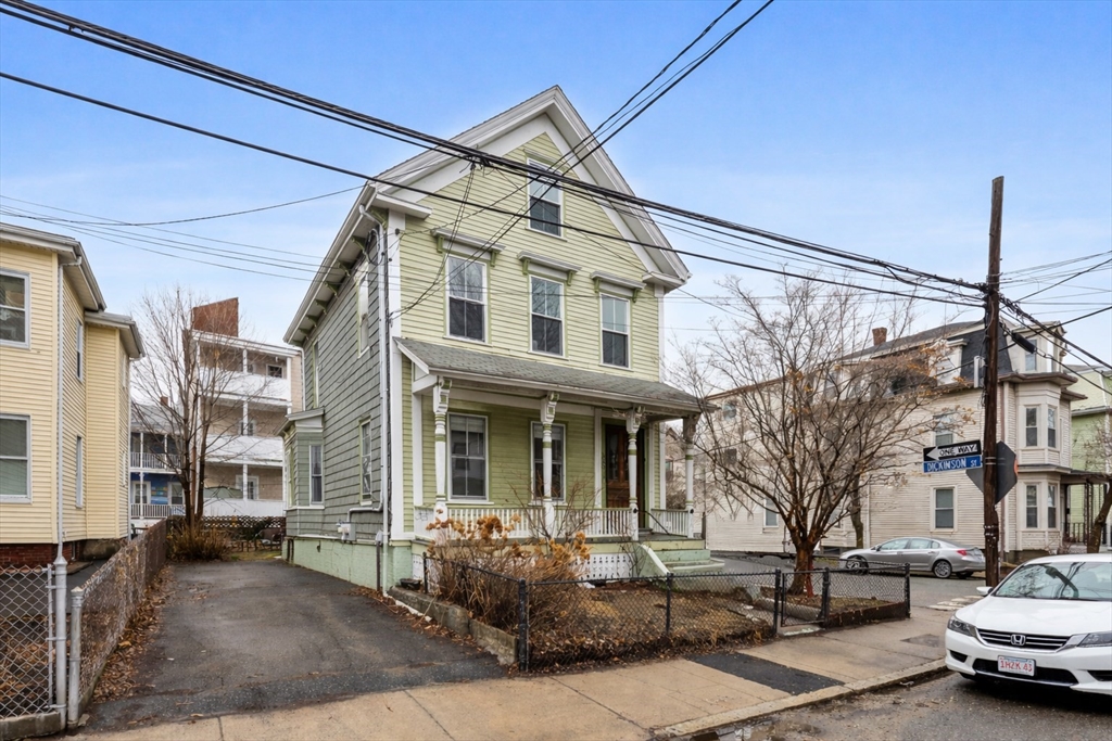 48 Springfield St, Somerville, Massachusetts, 4 Bedrooms Bedrooms, 10 Rooms Rooms,2 BathroomsBathrooms,Residential Income,For Sale,Springfield St,73488697