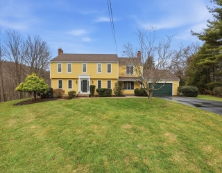 24 Olmsted Manor Dr, Somers, Connecticut, 4 Bedrooms Bedrooms, 8 Rooms Rooms,2.5 BathroomsBathrooms,Residential,For Sale,Olmsted Manor Dr,73489581