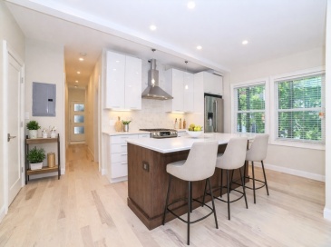 189 I Street, Boston, Massachusetts, 2 Bedrooms Bedrooms, 5 Rooms Rooms,1 BathroomBathrooms,Residential Lease,For Rent,I Street,73503754 189 I Street, Boston, Massachusetts, 2 Bedrooms Bedrooms, 5 Rooms Rooms,1 BathroomBathrooms,Residential Lease,For Rent,I Street,73503754