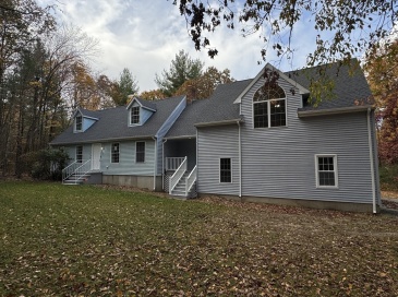 395 High St, Uxbridge, Massachusetts, 3 Bedrooms Bedrooms, 8 Rooms Rooms,2 BathroomsBathrooms,Residential,For Sale,High St,73453400