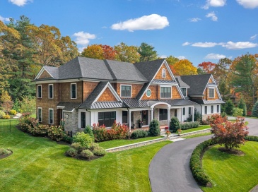 34 Stratford Road, Needham, Massachusetts, 7 Bedrooms Bedrooms, 18 Rooms Rooms,7.5 BathroomsBathrooms,Residential,For Sale,Stratford Road,73473787