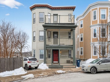 106 Sawyer Avenue, Boston, Massachusetts, 3 Bedrooms Bedrooms, 5 Rooms Rooms,1 BathroomBathrooms,Residential,For Sale,Sawyer Avenue,73481539