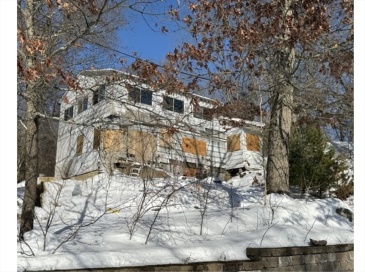 98 England Rd, North Attleboro, Massachusetts, 3 Bedrooms Bedrooms, 5 Rooms Rooms,1 BathroomBathrooms,Residential,For Sale,England Rd,73475760