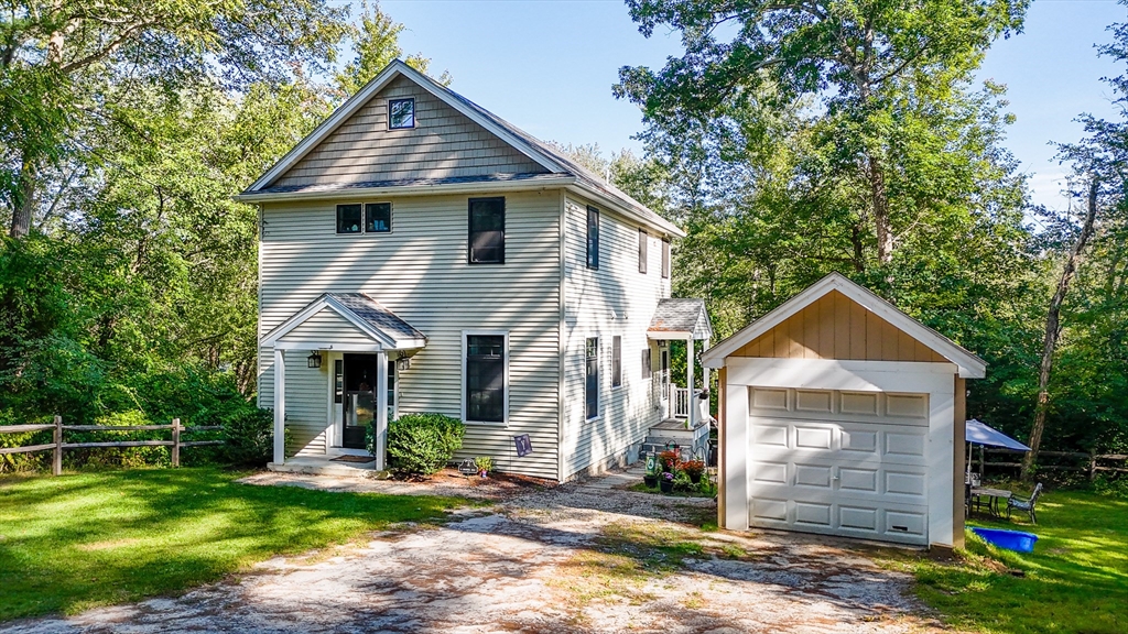 6 Edgehill Rd, Billerica, Massachusetts, 3 Bedrooms Bedrooms, 6 Rooms Rooms,2.5 BathroomsBathrooms,Residential,For Sale,Edgehill Rd,73456968