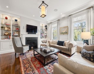 413-415 Commonwealth Ave, Boston, Massachusetts, 2 Bedrooms Bedrooms, 5 Rooms Rooms,2.5 BathroomsBathrooms,Residential,For Sale,Commonwealth Ave,73512822