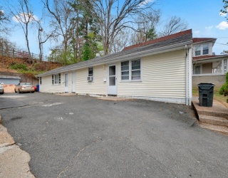 746-748 Alden St, Springfield, Massachusetts, 4 Bedrooms Bedrooms, 8 Rooms Rooms,2 BathroomsBathrooms,Residential Income,For Sale,Alden St,73512836