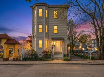 117 Park St, Boston, Massachusetts, 6 Bedrooms Bedrooms, 15 Rooms Rooms,3 BathroomsBathrooms,Residential Income,For Sale,Park St,73512858 117 Park St, Boston, Massachusetts, 6 Bedrooms Bedrooms, 15 Rooms Rooms,3 BathroomsBathrooms,Residential Income,For Sale,Park St,73512858