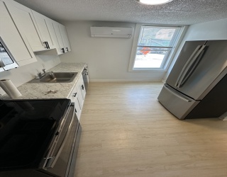 124 Felton St, Waltham, Massachusetts, 1 Bedroom Bedrooms, 3 Rooms Rooms,1 BathroomBathrooms,Residential Lease,For Rent,Felton St,73512864