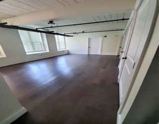 45 Summer St, Leominster, Massachusetts, 2 Bedrooms Bedrooms, 5 Rooms Rooms,1 BathroomBathrooms,Residential Lease,For Rent,Summer St,73512904
