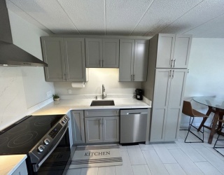 881 Broadway, Everett, Massachusetts, 1 Bedroom Bedrooms, 3 Rooms Rooms,1 BathroomBathrooms,Residential Lease,For Rent,Broadway,73513063