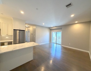 966 Hyde Park Ave, Boston, Massachusetts, 3 Bedrooms Bedrooms, 5 Rooms Rooms,2 BathroomsBathrooms,Residential Lease,For Rent,Hyde Park Ave,73513083