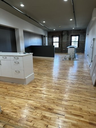 70-72 Northampton, Boston, Massachusetts, 1 Bedroom Bedrooms, 3 Rooms Rooms,1 BathroomBathrooms,Residential,For Sale,Northampton,73513160