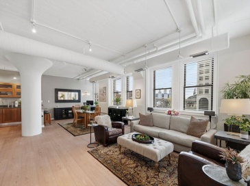 210 South St, Boston, Massachusetts, 1 Bedroom Bedrooms, 4 Rooms Rooms,2 BathroomsBathrooms,Residential,For Sale,South St,73513190