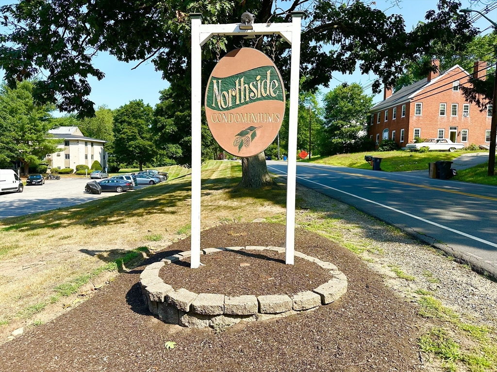 440 North Ave, Haverhill, Massachusetts, 2 Bedrooms Bedrooms, 4 Rooms Rooms,1 BathroomBathrooms,Residential Lease,For Rent,North Ave,73512954