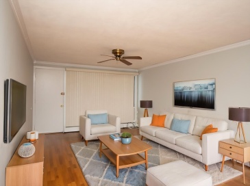 315 Neponset St, Norwood, Massachusetts, 1 Bedroom Bedrooms, 3 Rooms Rooms,1 BathroomBathrooms,Residential Lease,For Rent,Neponset St,73482137
