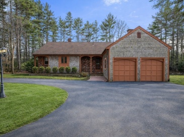 945 Walnut Plain Rd, Rochester, Massachusetts, 2 Bedrooms Bedrooms, 4 Rooms Rooms,2.5 BathroomsBathrooms,Residential,For Sale,Walnut Plain Rd,73490598 945 Walnut Plain Rd, Rochester, Massachusetts, 2 Bedrooms Bedrooms, 4 Rooms Rooms,2.5 BathroomsBathrooms,Residential,For Sale,Walnut Plain Rd,73490598
