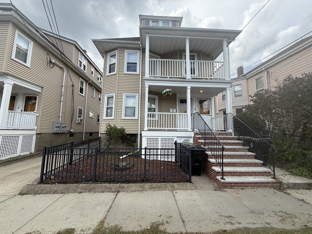 15 Chauncey Street, Watertown, Massachusetts, 2 Bedrooms Bedrooms, 5 Rooms Rooms,1 BathroomBathrooms,Residential Lease,For Rent,Chauncey Street,73500599