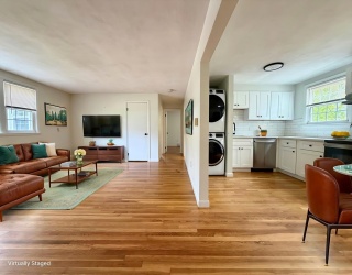 507 Main Street, Walpole, Massachusetts, 2 Bedrooms Bedrooms, 4 Rooms Rooms,1 BathroomBathrooms,Residential Lease,For Rent,Main Street,73513003