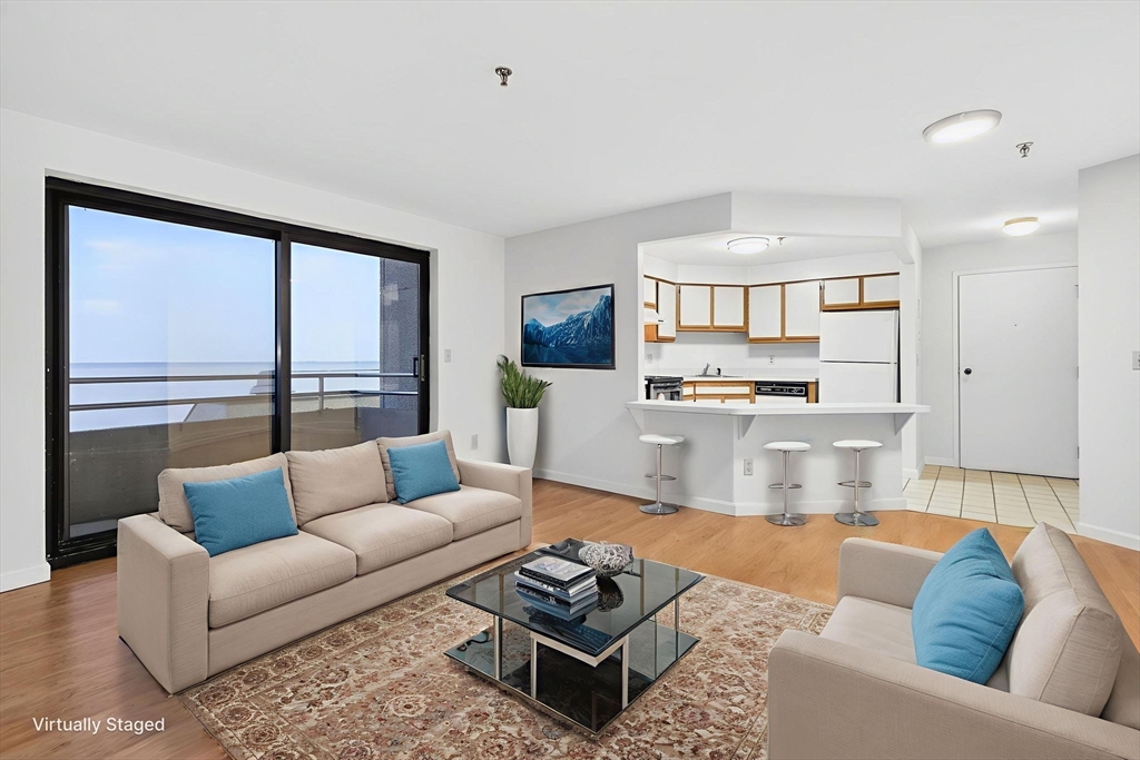 394 Ocean Ave, Revere, Massachusetts, 1 Bedroom Bedrooms, 4 Rooms Rooms,1 BathroomBathrooms,Residential Lease,For Rent,Ocean Ave,73513035