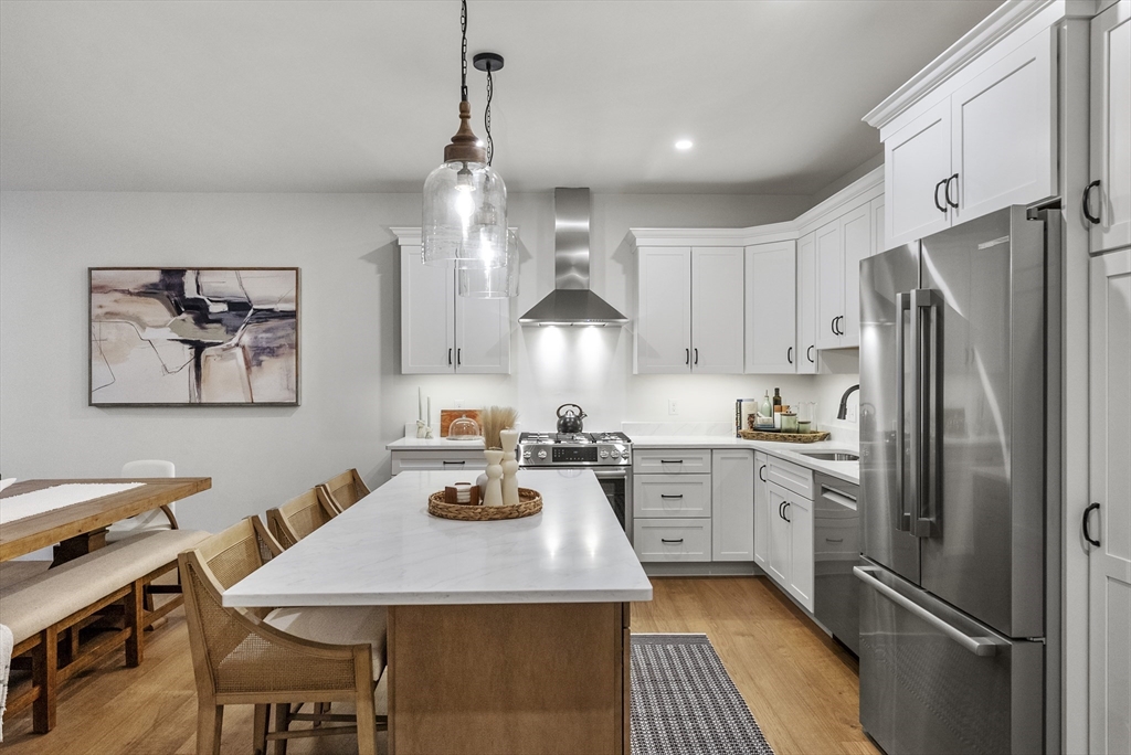 134 Court St, Plymouth, Massachusetts, 2 Bedrooms Bedrooms, 5 Rooms Rooms,2 BathroomsBathrooms,Residential,For Sale,Court St,73513045