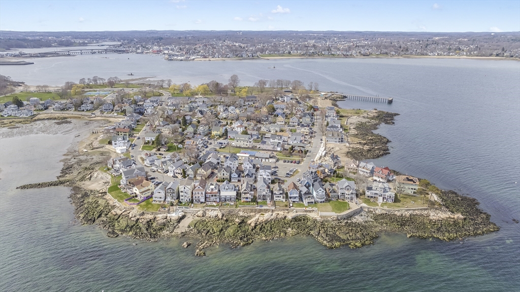 107 Bay View Ave, Salem, Massachusetts, 2 Bedrooms Bedrooms, 5 Rooms Rooms,1 BathroomBathrooms,Residential,For Sale,Bay View Ave,73513608