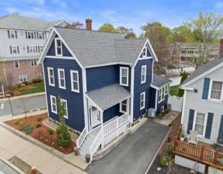 167 Essex St, Melrose, Massachusetts, 3 Bedrooms Bedrooms, 8 Rooms Rooms,2 BathroomsBathrooms,Residential,For Sale,Essex St,73513483