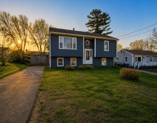 48 Irene St, New Bedford, Massachusetts, 5 Bedrooms Bedrooms, 5 Rooms Rooms,1 BathroomBathrooms,Residential,For Sale,Irene St,73513693