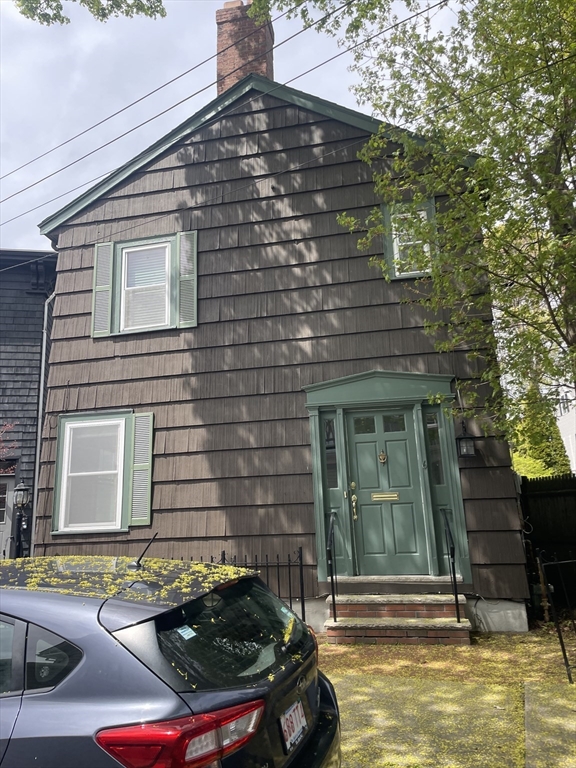 6 Blaney Street, Swampscott, Massachusetts, 1 Bedroom Bedrooms, 3 Rooms Rooms,1 BathroomBathrooms,Residential Lease,For Rent,Blaney Street,73513708