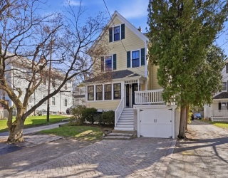 19 Sherman St, Lexington, Massachusetts, 2 Bedrooms Bedrooms, 4 Rooms Rooms,2 BathroomsBathrooms,Residential,For Sale,Sherman St,73513645