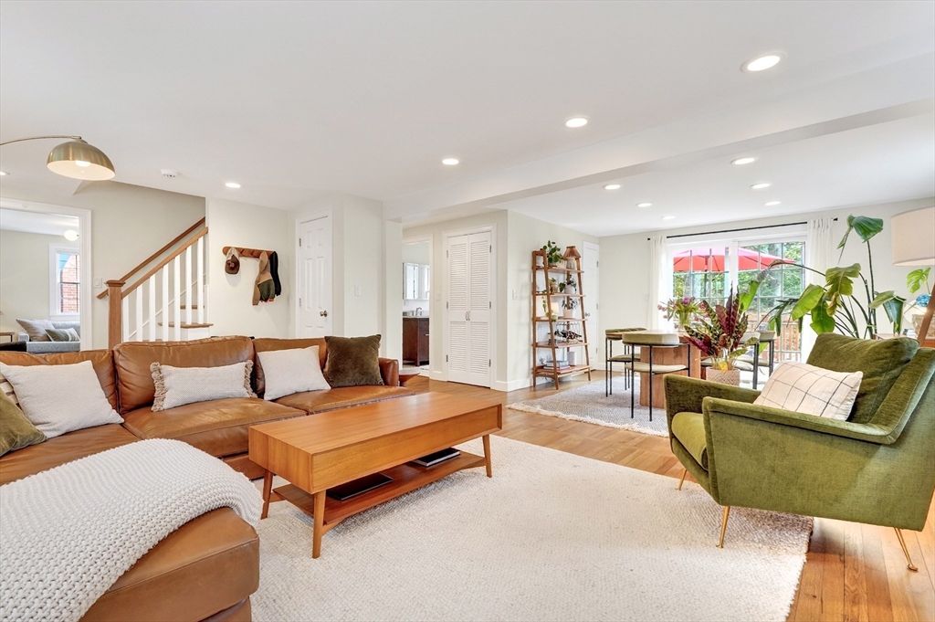 34 Academy Street, Arlington, Massachusetts, 4 Bedrooms Bedrooms, 10 Rooms Rooms,3.5 BathroomsBathrooms,Residential,For Sale,Academy Street,73513715
